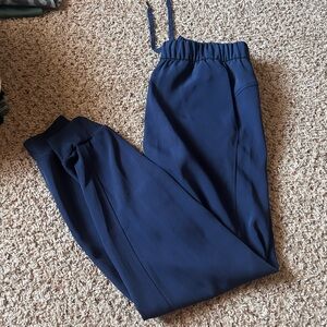 Women’s athletic joggers